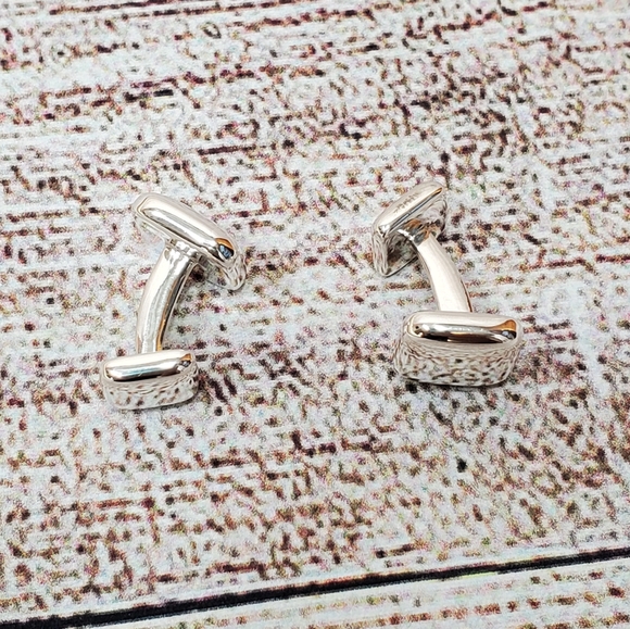 Tiffany and Co. Cushion Cufflinks - Picture 5 of 5